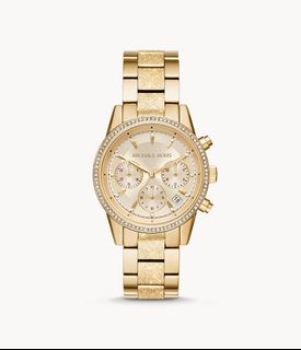 (Category: ) located in . Submitted by ecise.closet (Listing ID 1159243469, Image 1). Description: .