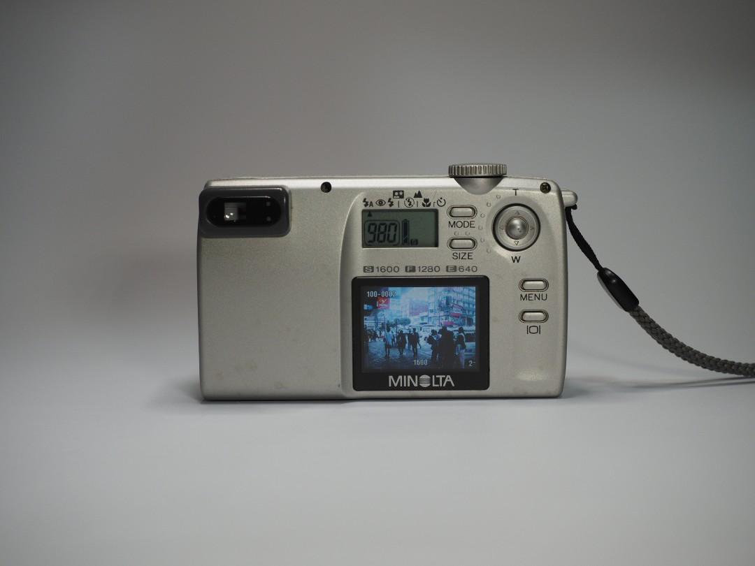 minolta dimage e203