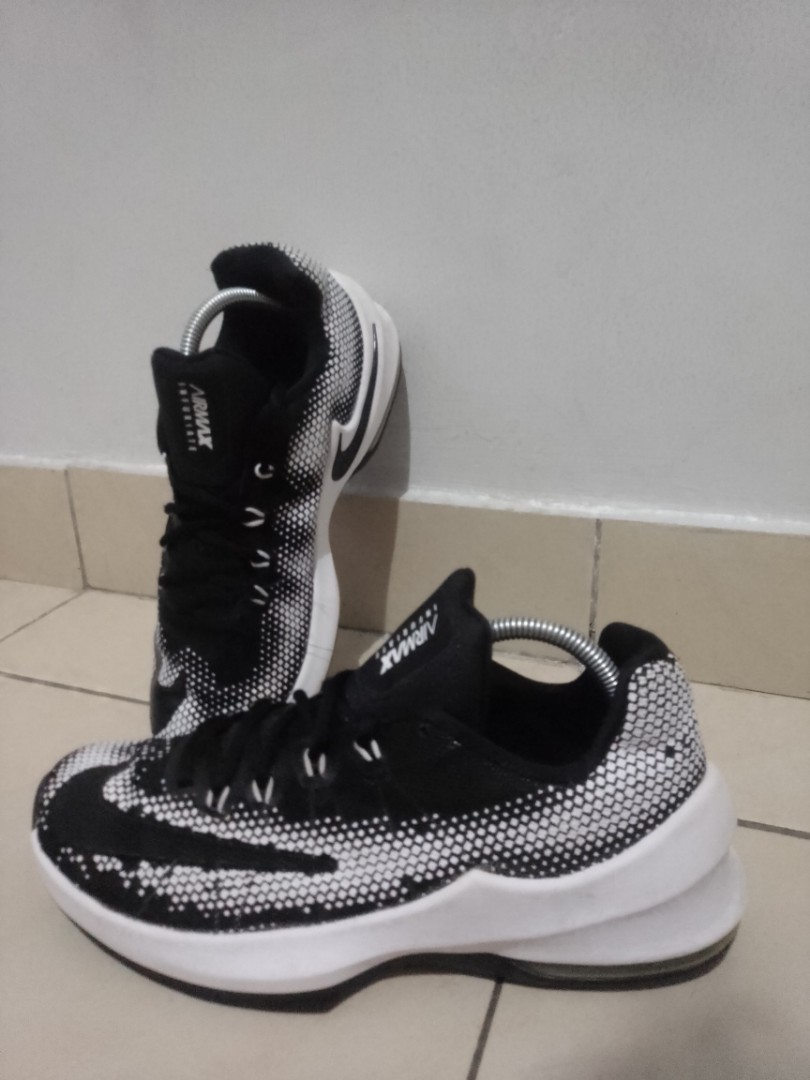 Nike air max infuriate harga discount