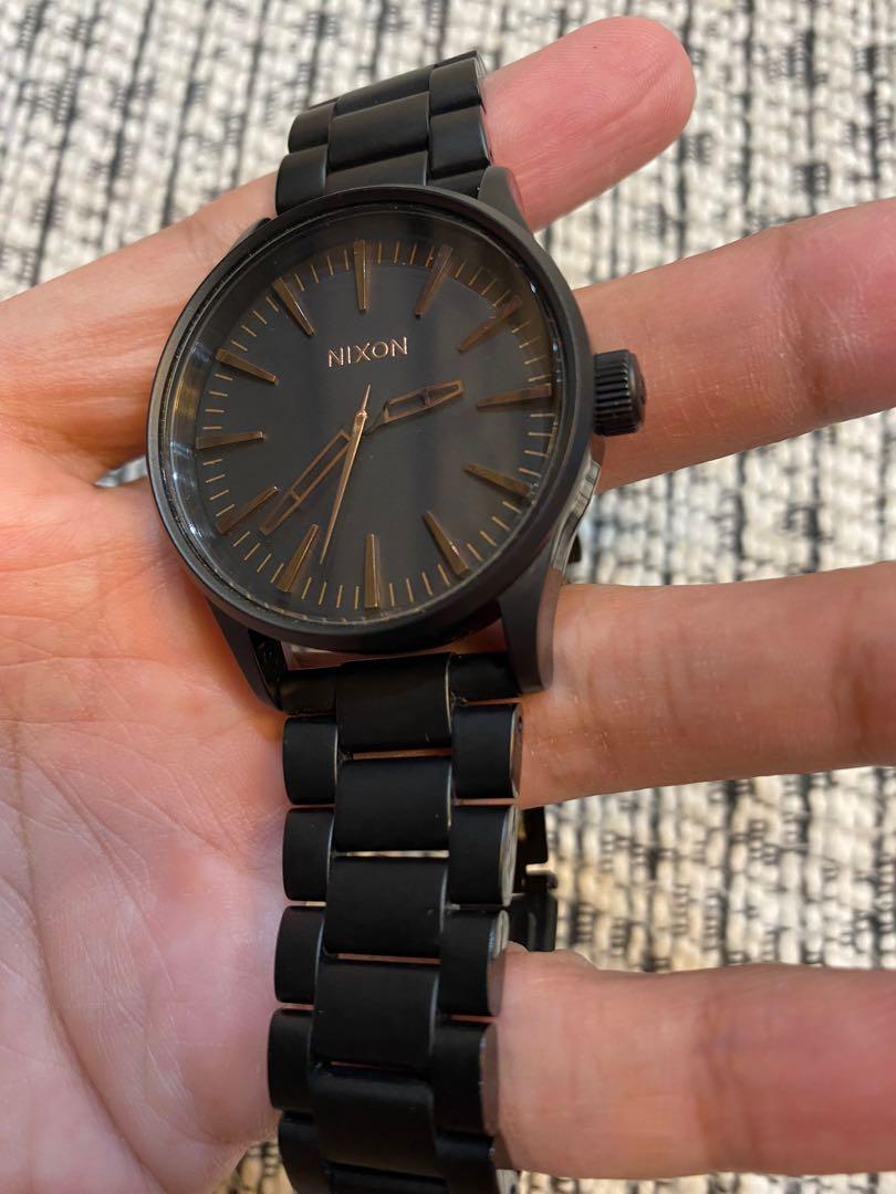 nixon sentry 38 gold