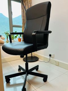 （分類：）位於 。 由 jchamoli 提交（商品編號 1159058255，圖片 1）。簡介： 。