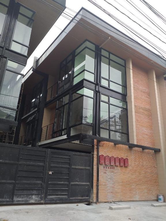 BRAND NEW TOWNHOUSE UNIT INSIDE EAST FAIRVIEW SUBDIVISION, QUEZON CITY ...