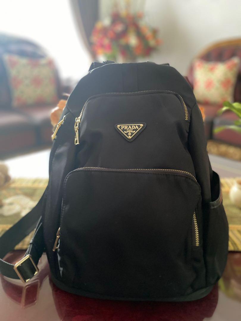 Prada Backpack, Barang Mewah, Tas Dompet di Carousell