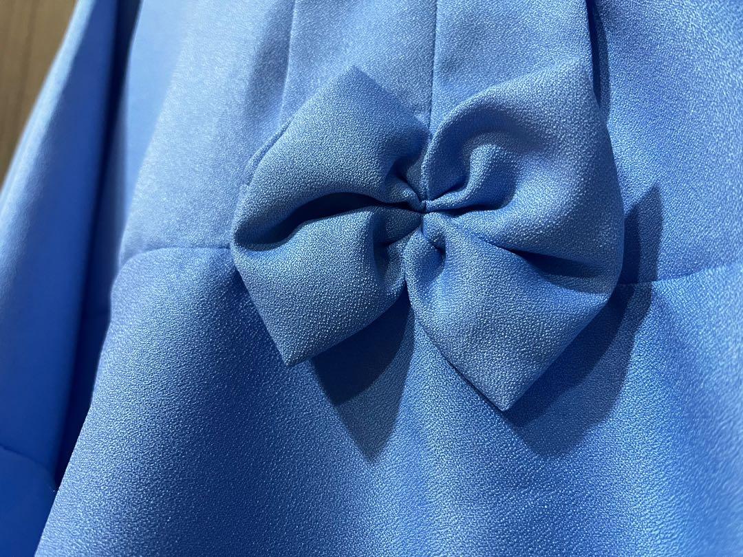 Preloved Ocean Blue kimono-style kurung (Category: Traditional & Ethnic wear) located in Singapore. Submitted by littlemakciks (Listing ID 1159293607, Image 1). Description: Preloved Ocean Blue kimono-style kurung. Fit girls size up to 7-8yo. Shoulder length 33cm, Top size 61cm. Pit-to-pit 39cm. Skirt length 23cm stretch up to 33cm with length 98cm..