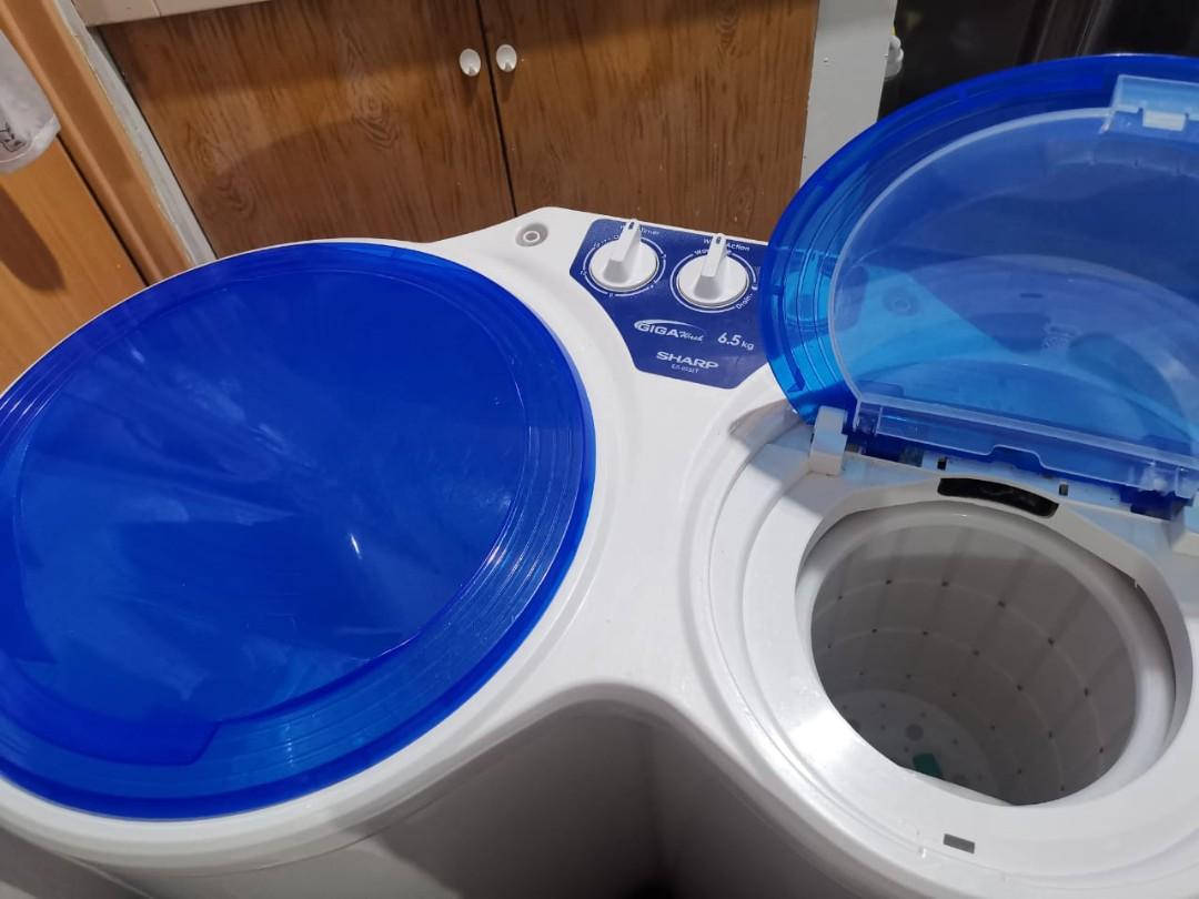 Sharp Gigawash 6.5KG (Category: Washing Machines and Dryers) located in Makati City. Submitted by spriteblue (Listing ID 1159311816, Image 3). Description: SELLING WASHING MACHINE MINT-condition since no time to use it busy sa work. kaya sell nalang so others can appreciate its brandnew condition LIKE BRAND NEW 👍🏻👍🏻👍🏻 RFS: decluttering 😇😇 Product Details: Washer and Dryer 2-in-1 6.5 kg Wash Capacity Cylindrical Tub Design 15-min timer Bea