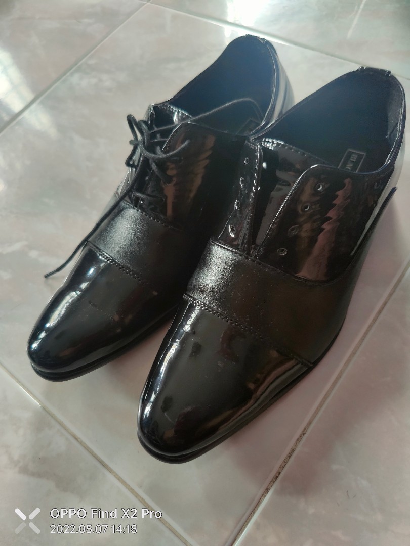 Mens black shiny shoes sale