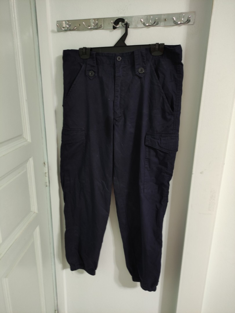 SPF No.4 Trousers Size 9 Men s Fashion Bottoms Trousers on