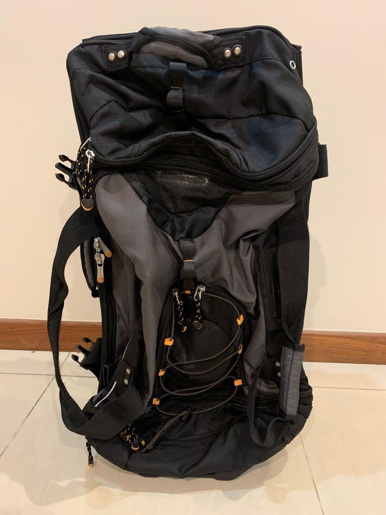 Timberland wheeled hotsell duffle bag