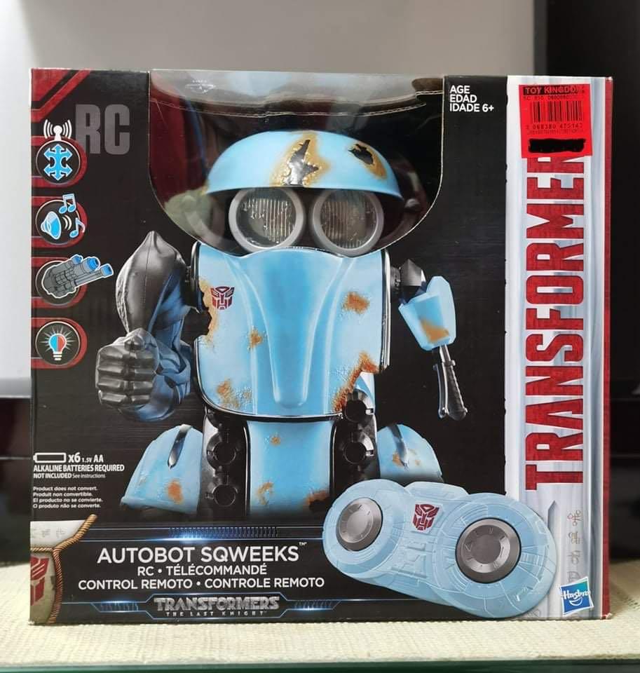 Transformers Autobot Sqweeks with remote control, Hobbies & Toys, Toys