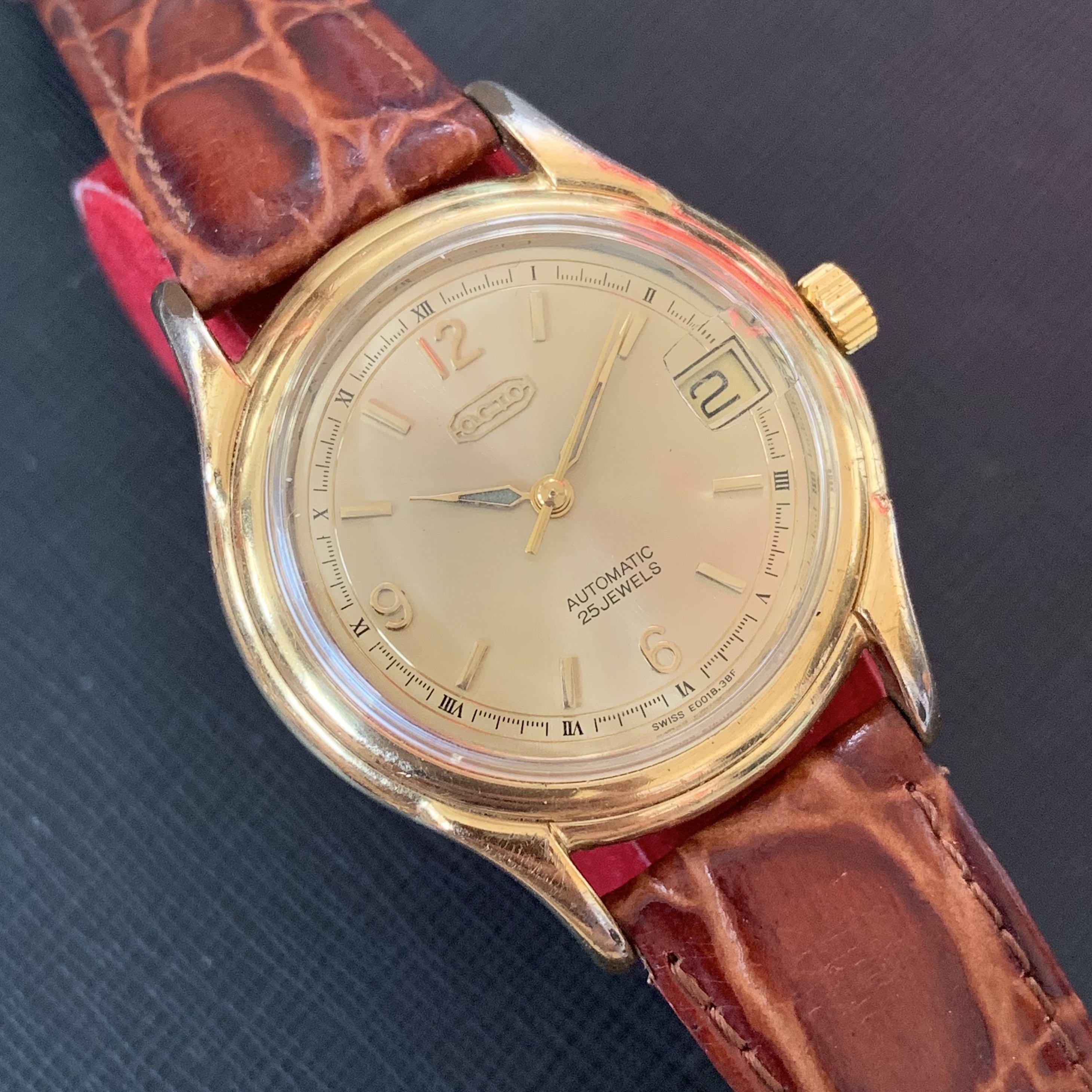 Vintage Octo Watch