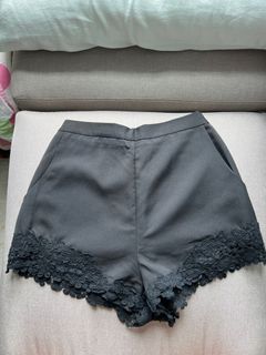 (Category: ) located in . Submitted by fourmeattable (Listing ID 1159240626, Image 1). Description: .