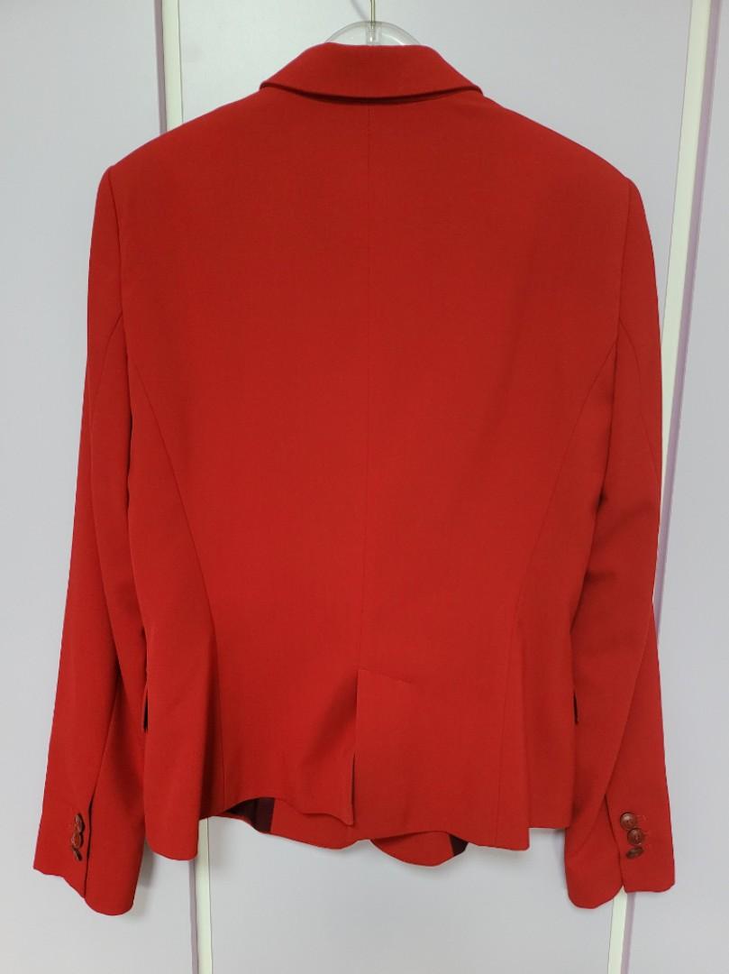 Zara red blazer, Women's Fashion, Coats, Jackets and Outerwear on Carousell