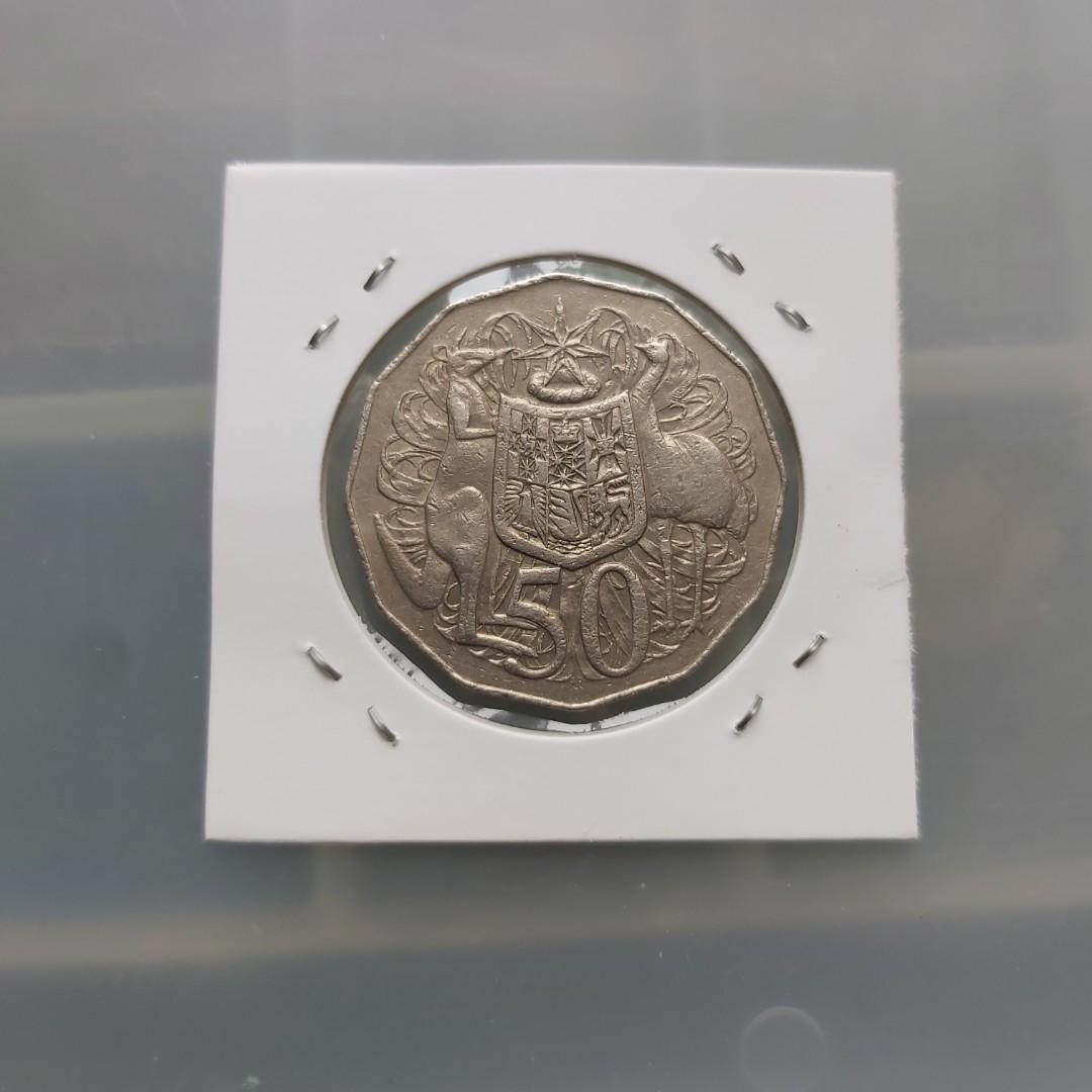 1975年澳洲，澳元女皇頭50仙，50Cents,罕有12角形。品相良好。只售$55包郵局平郵費(郵誤自負)，如選擇郵局或智郵站自取加$10（建議使用），掛號則另加$15。  (保證100%真幣，否則賣家願意負上一切責任) ~面交請參考如下，➡️ 詳情以我的【關於】版面內容為準。 ~面交只限 ...