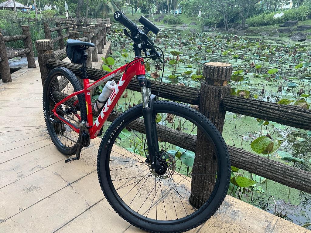 Trek marlin 5 viper red store