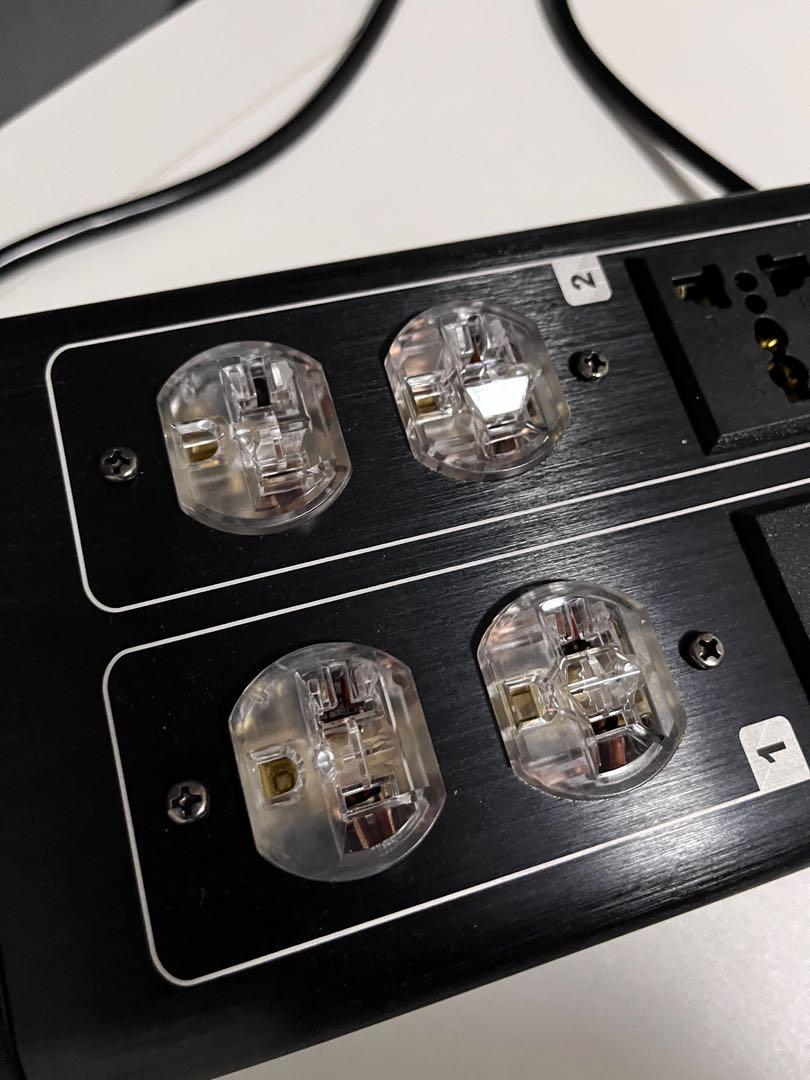 audiophile grade power conditioner 6+4 outlets, Audio, Other Audio
