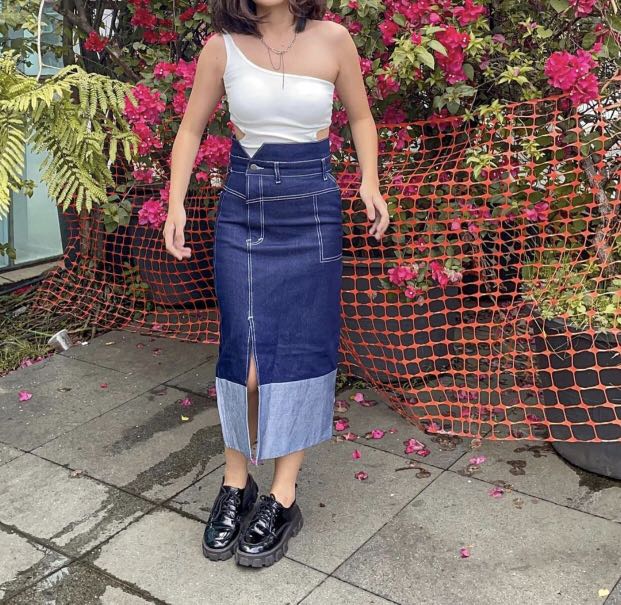 Denim Skirt , Rok jeans, Barang Mewah 