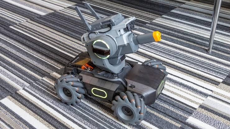 DJI RoboMaster S1 Educational Robot Intelligent AI Scratch Python Coding (Category: Office & Business Technology) located in Manila. Submitted by gebmichael (Listing ID 1159454721, Image 1). Description: .