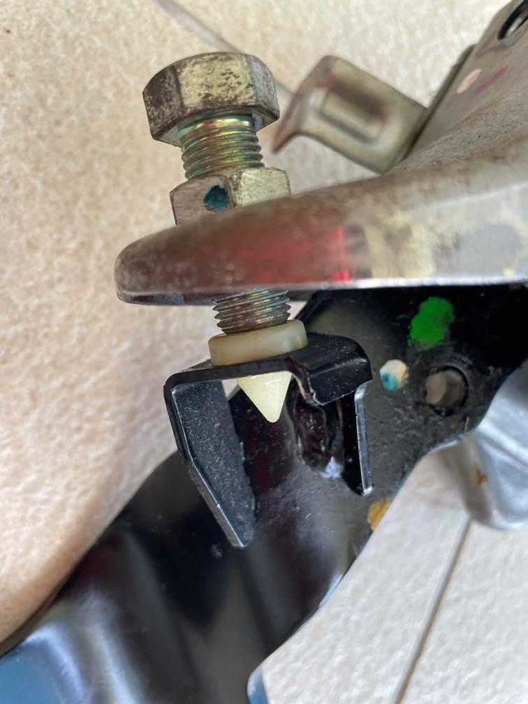 FD2R Parts up for grab (clutch pedal, fan belt , mid pipe), Car