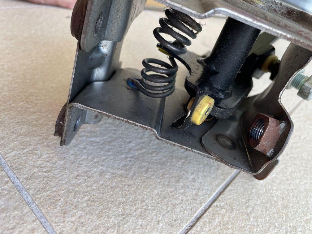 FD2R Parts up for grab (clutch pedal, fan belt , mid pipe), Car