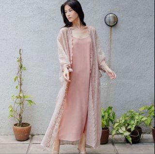 For Rent / Sewa Dress Merk Fox Quinn