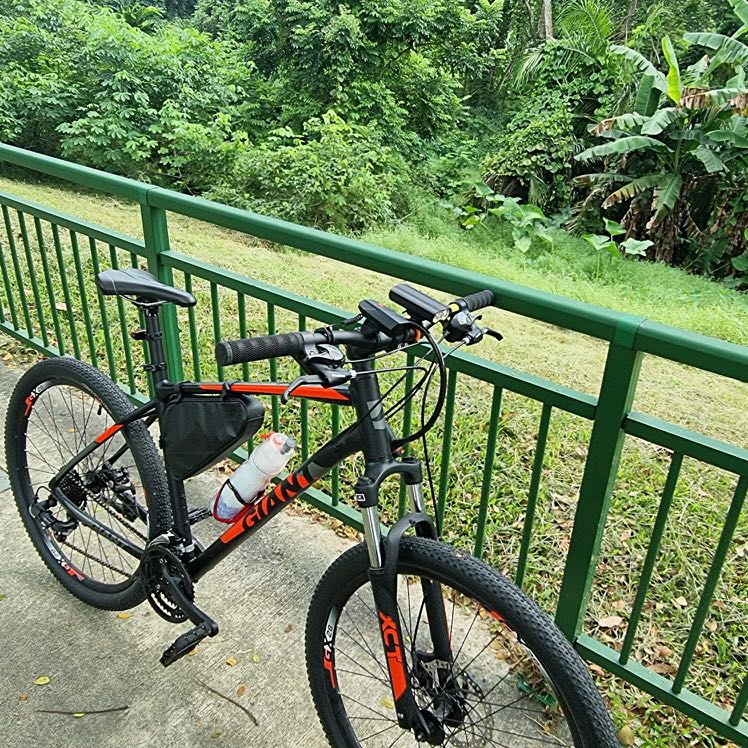 Giant MTB, Sports Equipment, Bicycles & Parts, Bicycles on Carousell