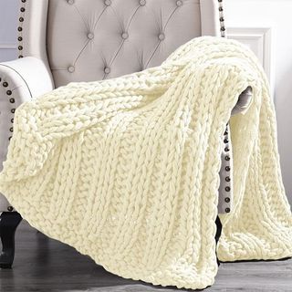 (Category: ) located in . Submitted by moving_out_clearance_kd (Listing ID 1159561189, Image 1). Description: .