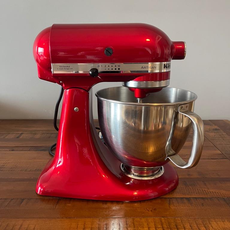 KitchenAid Artisan Series 5 Quart (4.8L)Tilt Head Stand Mixer (Candy