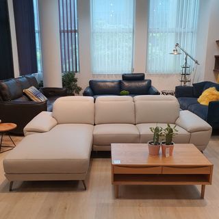 (Category: ) located in . Submitted by ivytan82 (Listing ID 1159475872, Image 1). Description: .