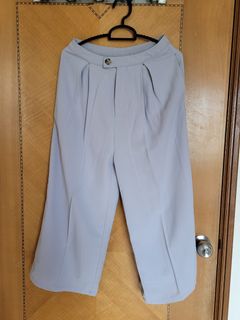 (Category: ) located in . Submitted by yourgotocloset (Listing ID 1159431931, Image 1). Description: .