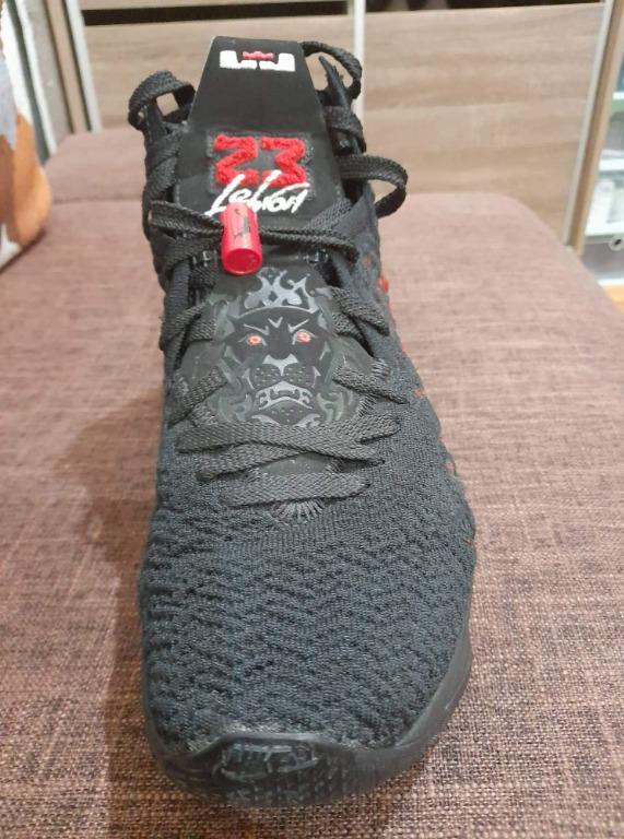 Lebron soldier hotsell 17