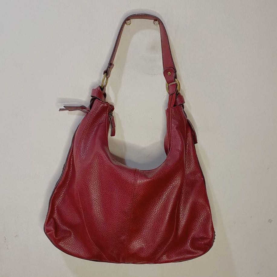 LIZ CLAIBORNE Maroon Shoulder Bag, Luxury, Bags & Wallets on Carousell