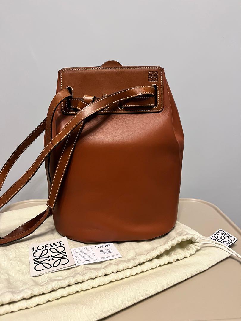 Loewe lazo hotsell bucket bag
