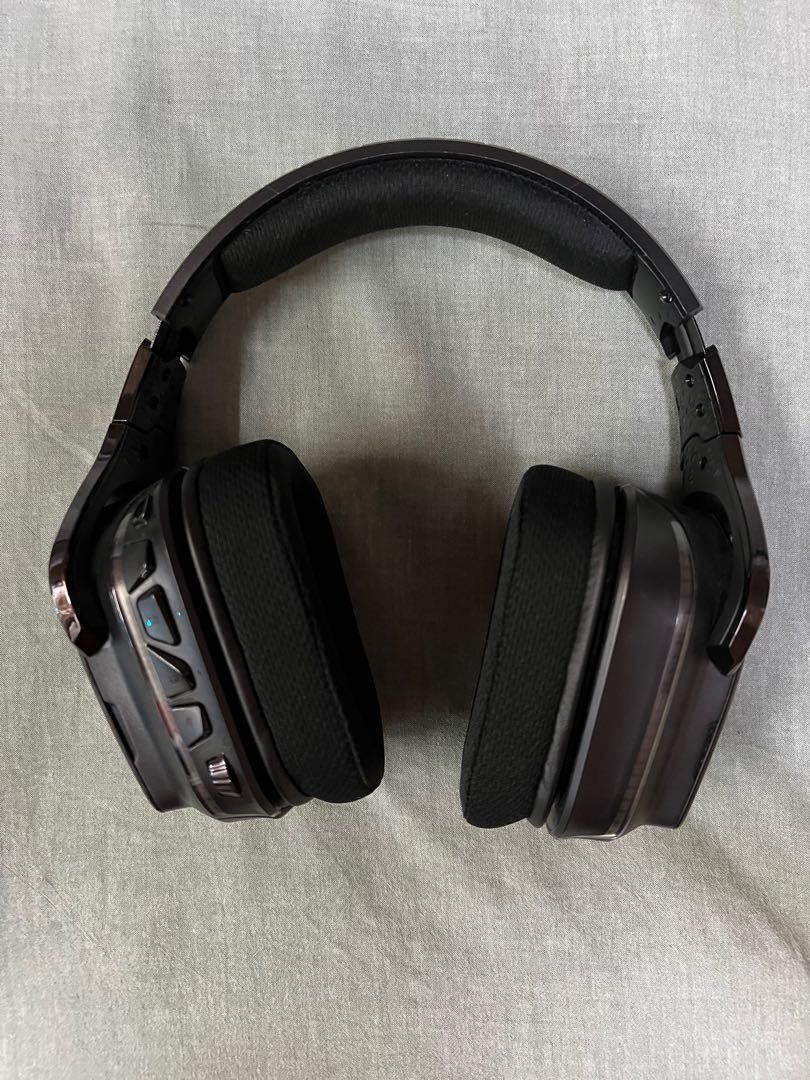 Logitech G633 7 1 聲道環繞音效耳機 音響器材 頭戴式 罩耳式耳機 Carousell