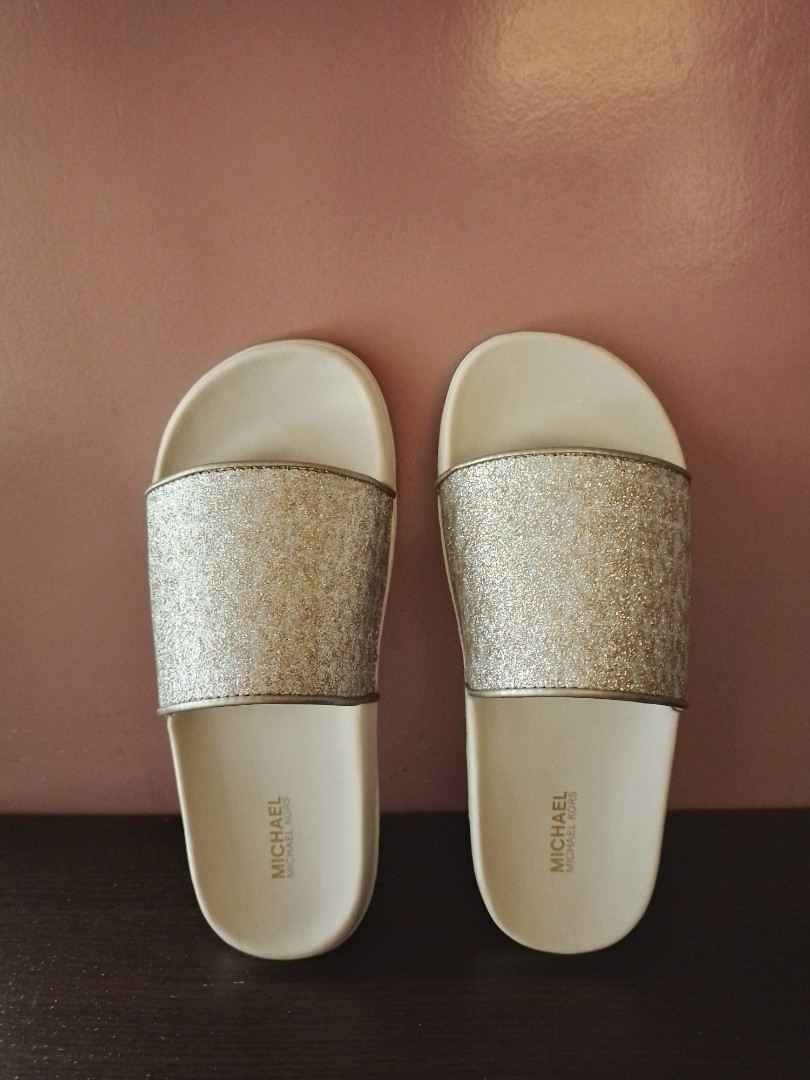 Michael Kors Slippers, Women's Fashion, Footwear, Slippers and slides
