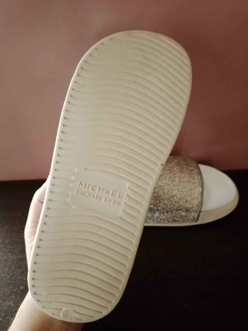 Michael Kors Slippers, Women's Fashion, Footwear, Slippers and slides