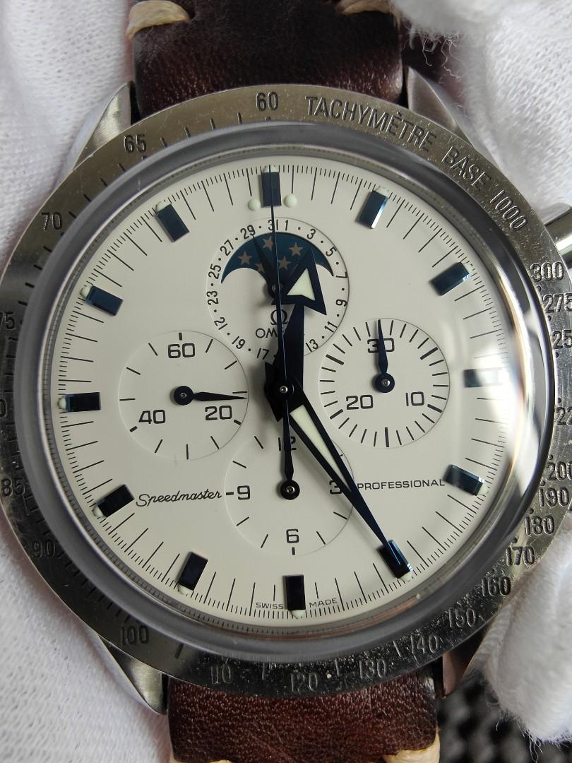 Omega speedmaster professional chronograph moonphase white dial 3575.20