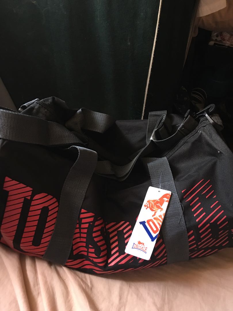 ORIGINAL Lonsdale Barrel Bag Men s Fashion Bags Sling Bags on