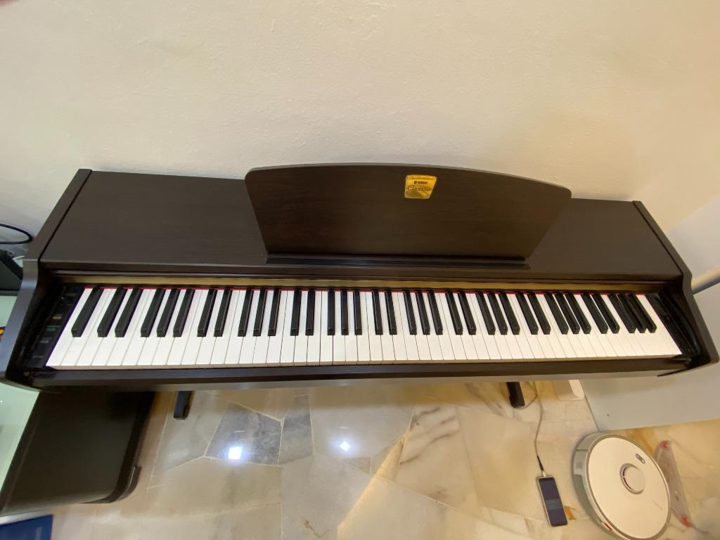 Piano Yamaha Clavinova CLP115, Hobbies & Toys, Music & Media, Musical