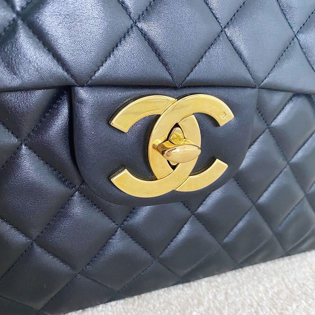 RARE Chanel Vintage Maxi 34 collection Single Flap Bag , Women's Fashion,  Bags & Wallets, Shoulder Bags on Carousell