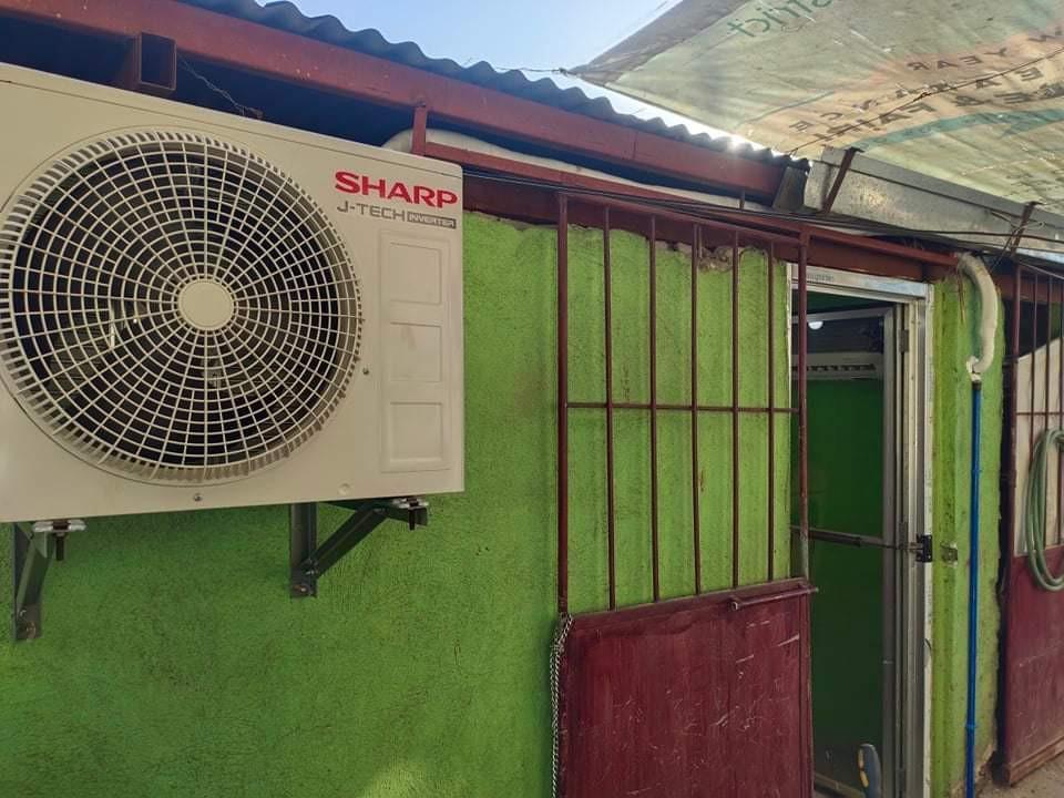 Sharp J-tech Aircon Split Type Inverter new r32 refrigerant, TV & Home ...