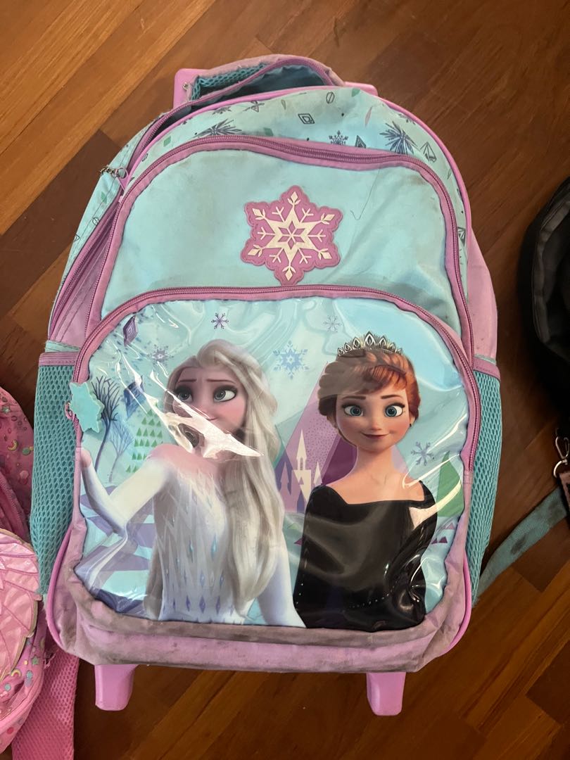 Smiggle frozen sales backpack