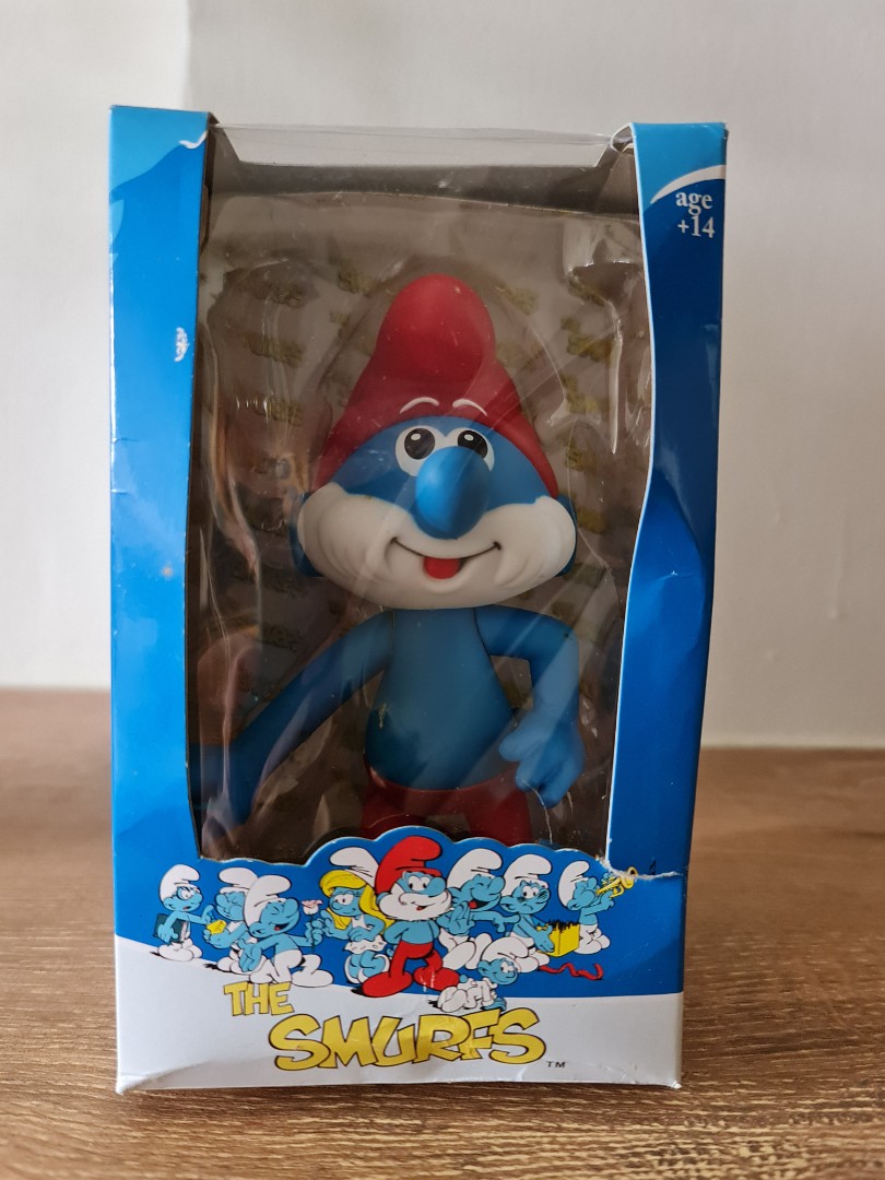 Smurf figurines collectable Smurf Papa packed in box with actual