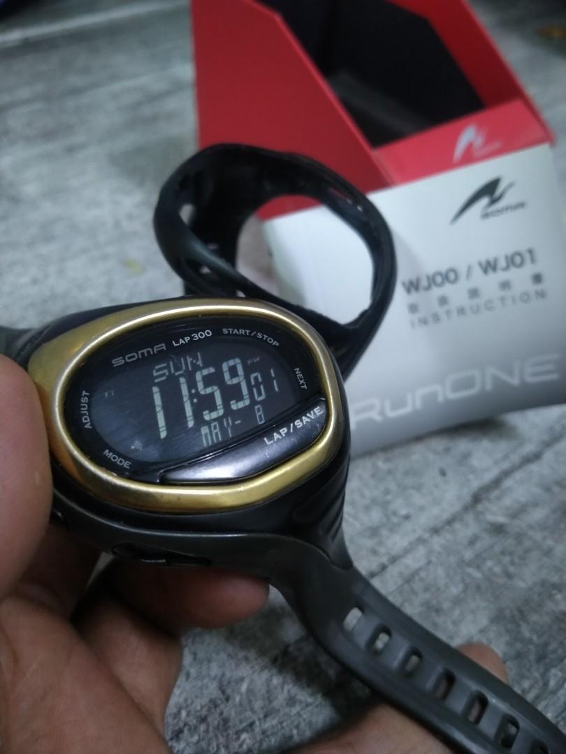 Adidas originals deals watch nike
