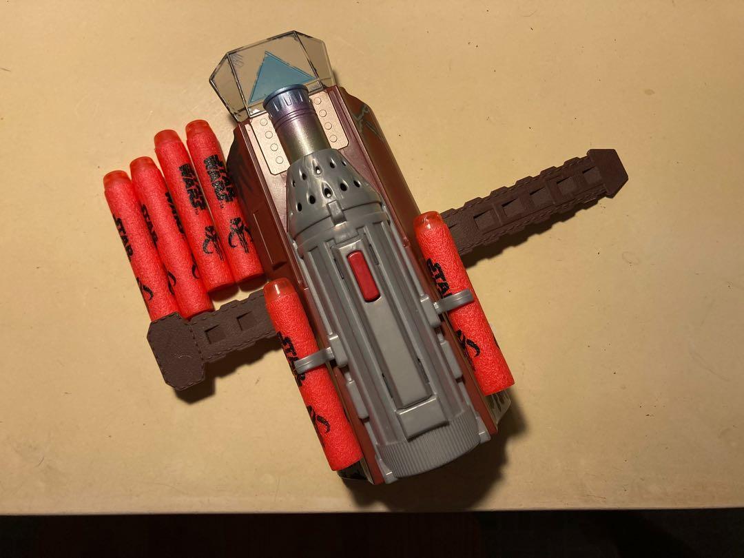 NERF Star Wars The Mandalorian Rocket Gauntlet Dart Launching Toy