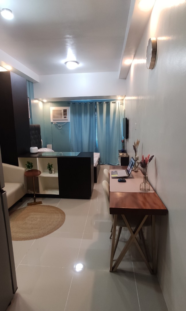 (Category: ) located in . Submitted by condo4u (Listing ID 1159409925, Image 1). Description: .
