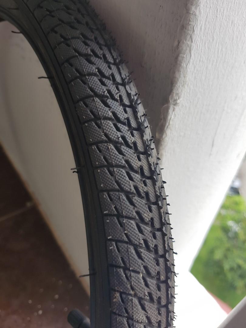 20 x 2.10 bike tire tube