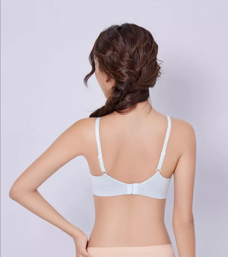 Young Hearts Real Comfy Triangle Seamless Wireless Bra
