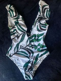 (Category: ) located in . Submitted by loragine (Listing ID 1159471756, Image 1). Description: .