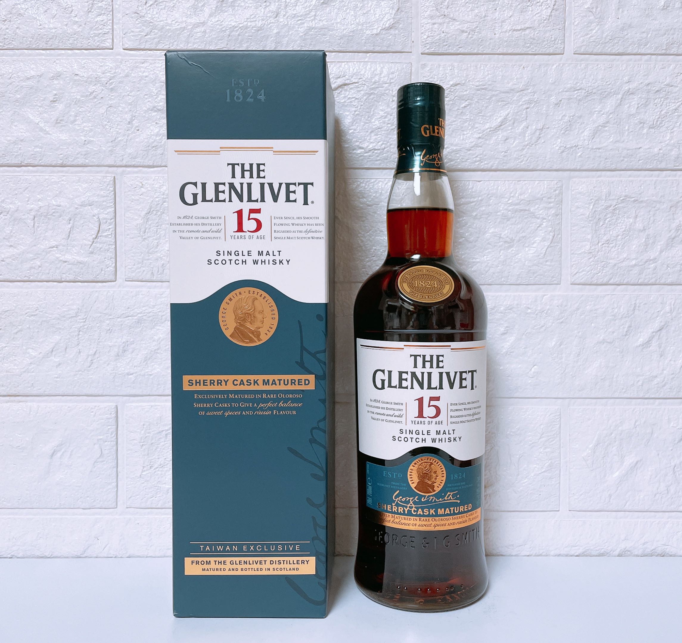 格蘭利威15年 雪莉桶單一純麥威士忌 Glenlivet 15 Years Sherry Cask Single Malt Scotch