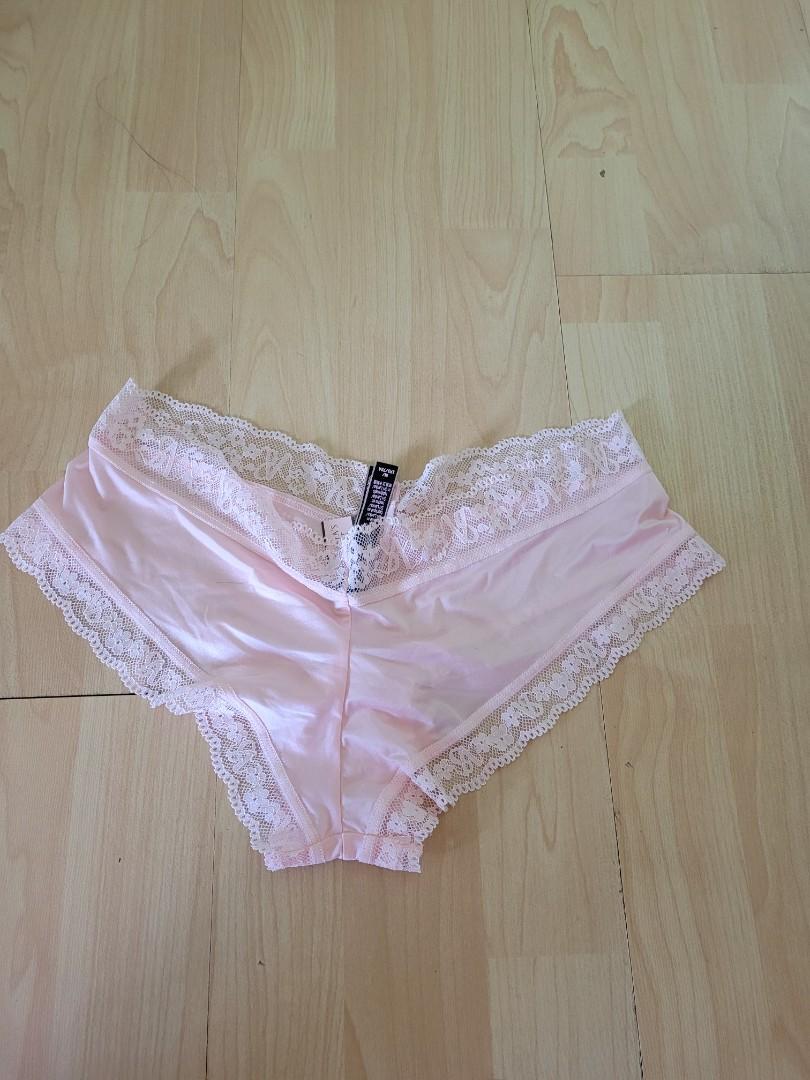 36B Scandale Paris Pink/Whi Lace Bra & L Stretch Satin Panties